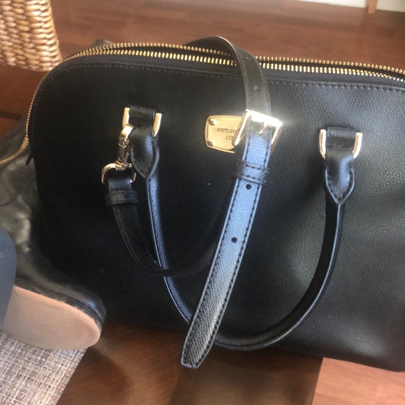 Mk boots worn twice, Hilfiger New, Black Aldo worn one, MK used twice maybe - Picture 3 of 7